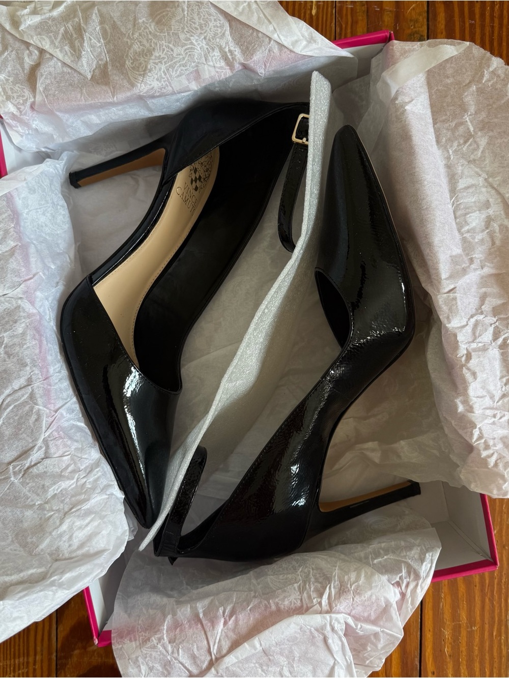 Vince Camuto Black Shoe Box with Pink Interior Trim - Picture 5 of 6
